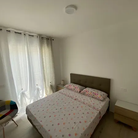 House Apartment *